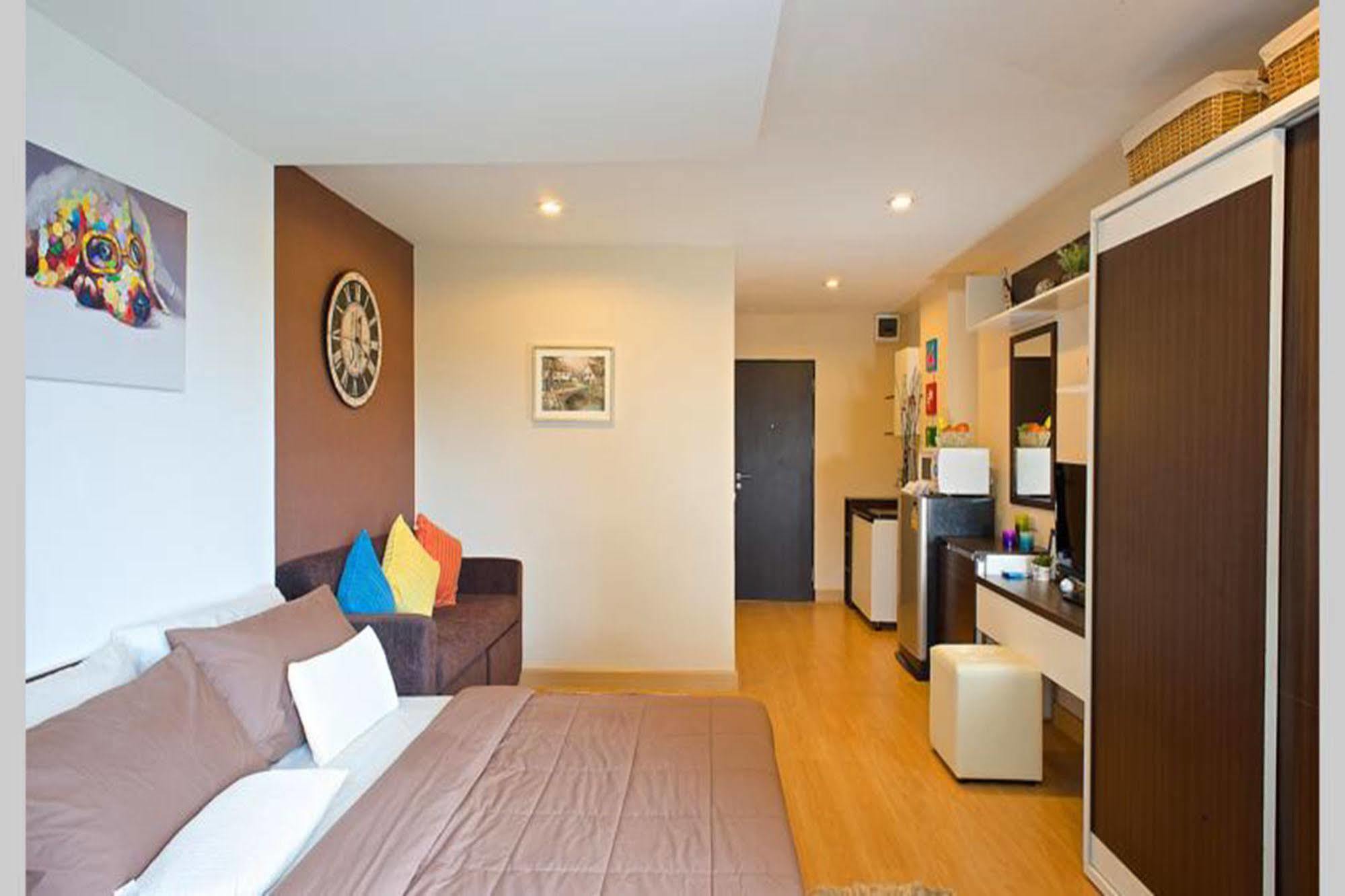 Sereno Airport Hotel Chiang Mai Ngoại thất bức ảnh
